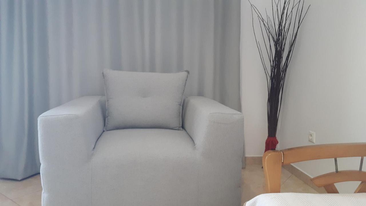 شقة Matilda Milos - Cycladic Living Triovasálos المظهر الخارجي الصورة