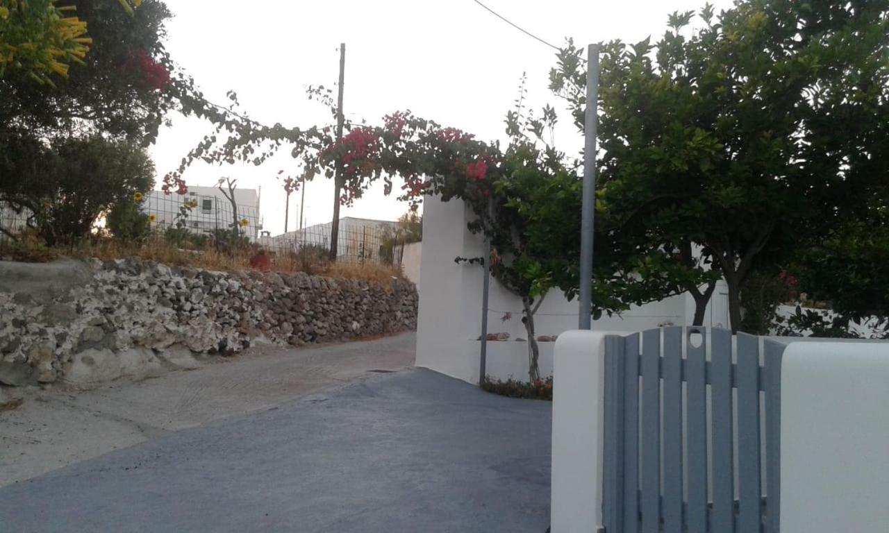 شقة Matilda Milos - Cycladic Living Triovasálos المظهر الخارجي الصورة